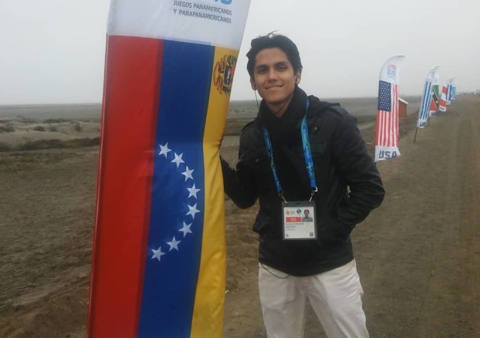 Venezolano logra primer lugar en Examen Nacional de Medicina de Perú